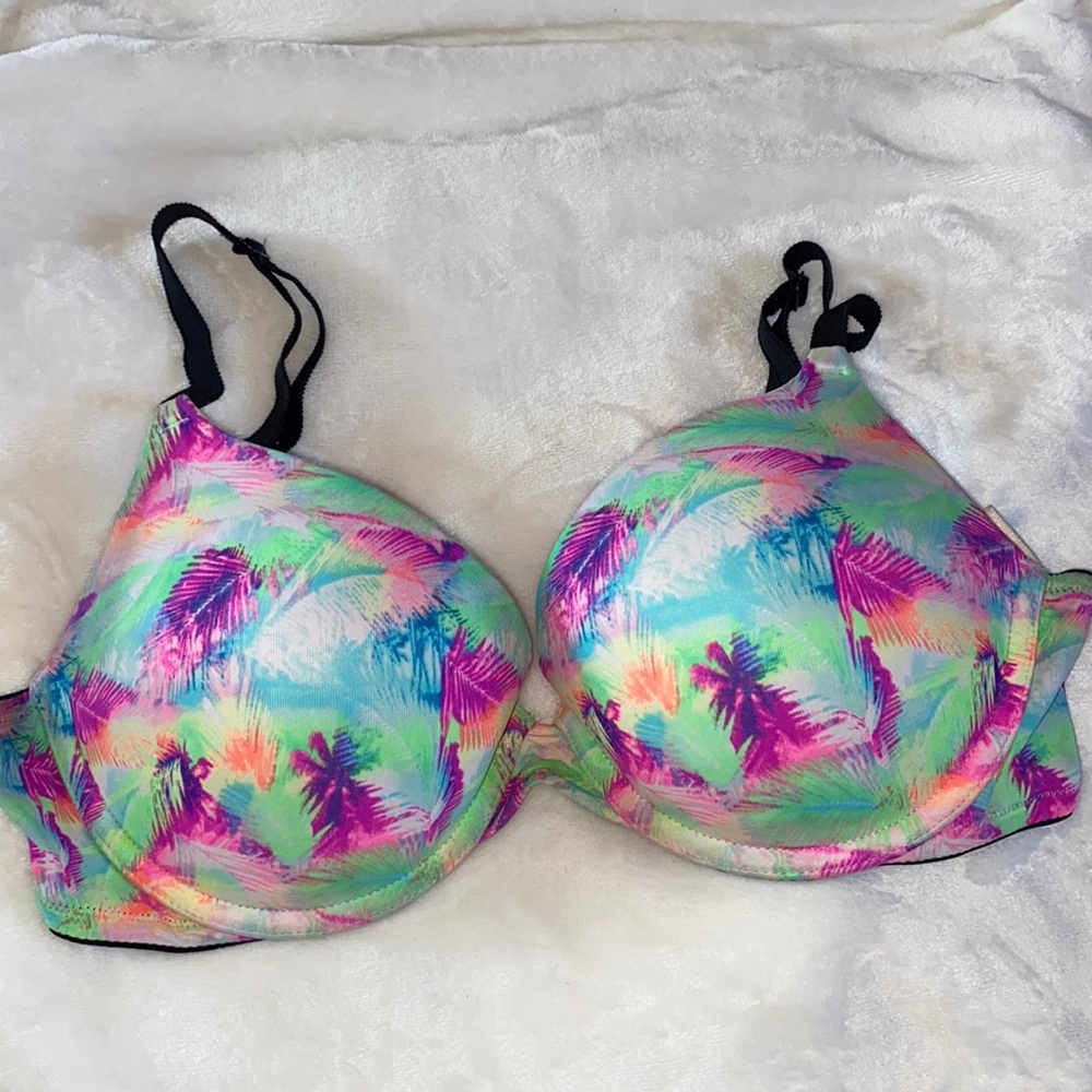 PINK by Victorias Secret Push Up Bra✨